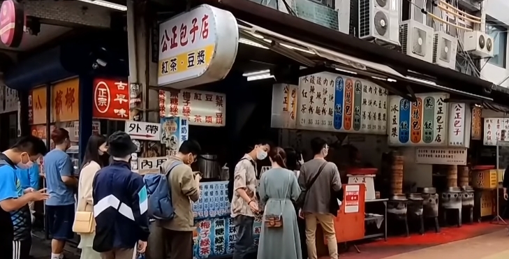 屋主要賣房！花蓮公正包子搬家新址曝 赫見超大咖鄰居