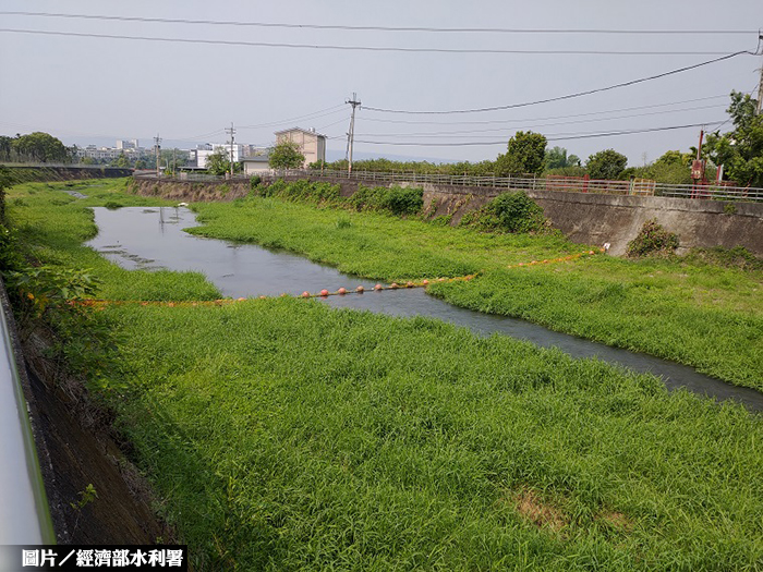 水利河川潔淨計畫 攔污索立大功