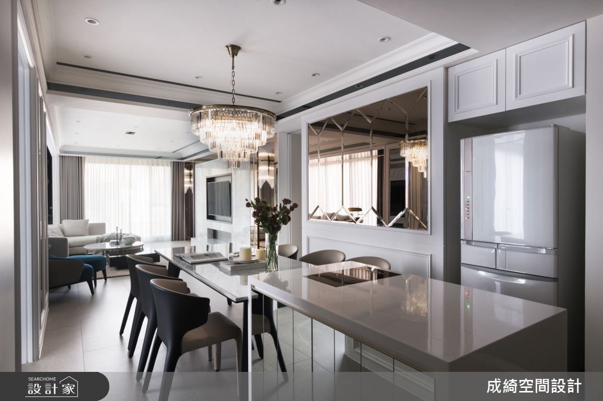 從玄關到更衣室優雅的極致！新古典豪宅以鏡面放大內斂奢華感