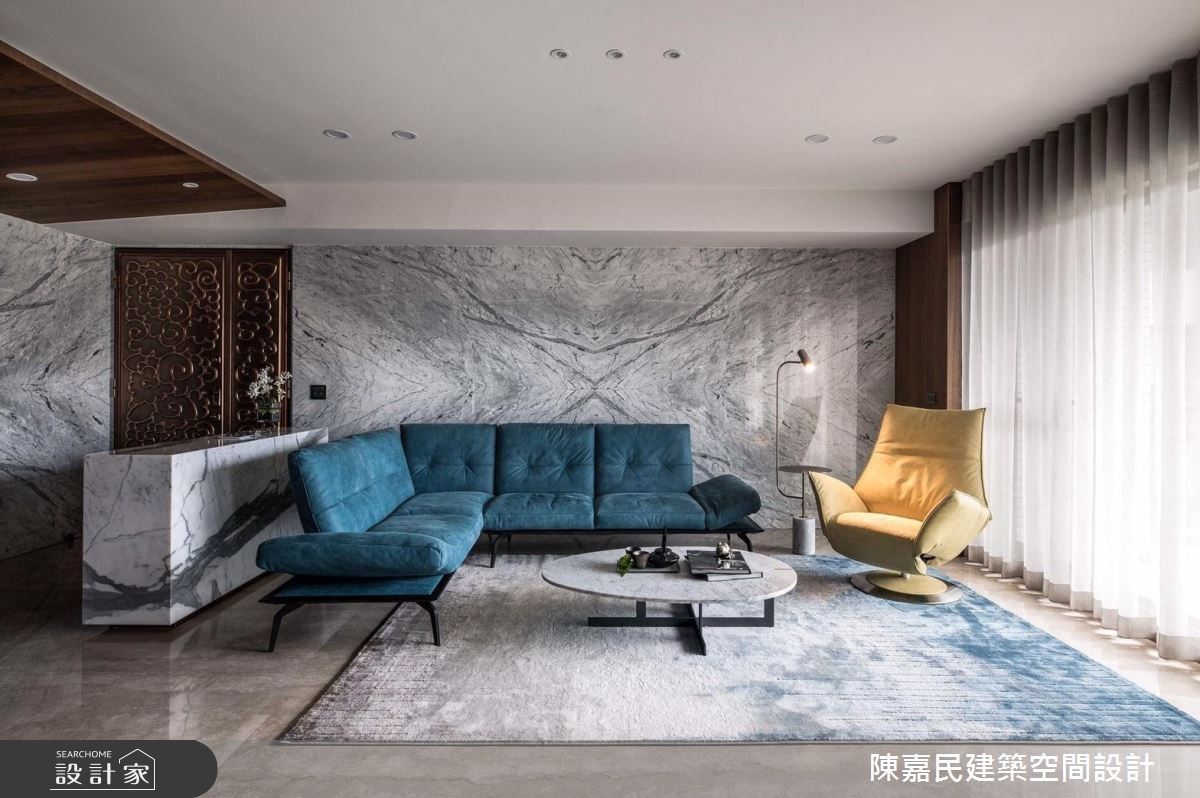 90 坪豪宅的多層次溫柔！瑰麗裱布、天然石紋邂逅，揭開一家五口的幸福序幕