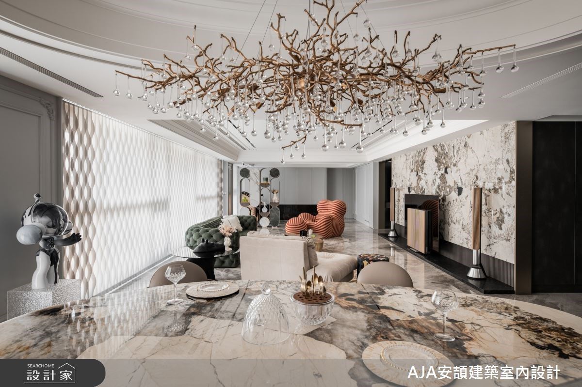 潮流時尚的百坪豪宅，善用家具、大理石與光源創作無可複製的藝術感