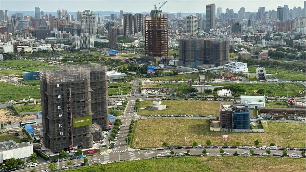 青埔是「放大版信義計畫區」 他喊遲早超越台北 網笑：越級打怪