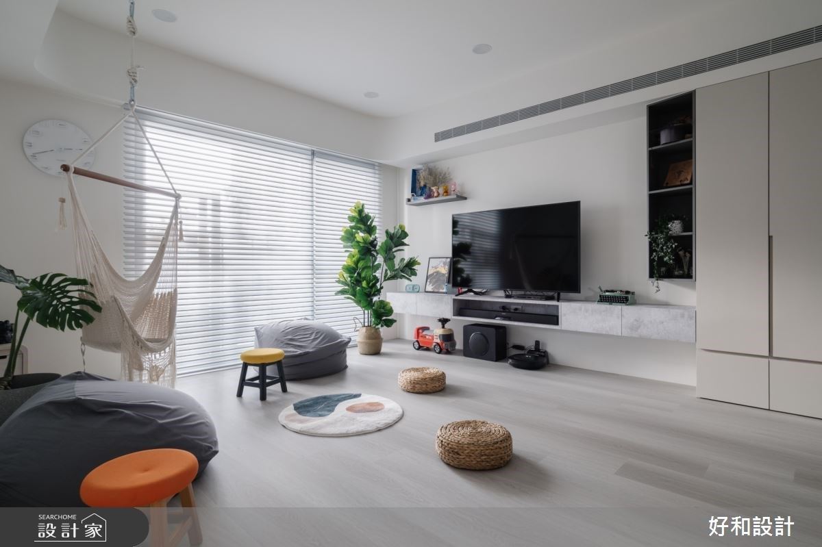 40坪親子機能宅，灰階現代風伴隨一家四口沐浴於愜意日光下