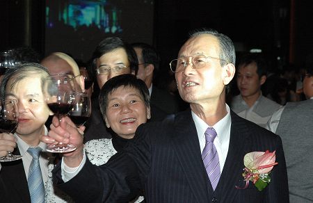 遠雄百萬尾牙 趙藤雄:2009獲利可望破百億！