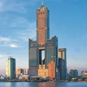 高雄交易量月減二成五　各區均價未見二字頭