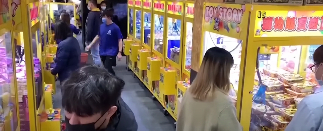 娃娃機店還沒退燒？他擺一物被夾光光 猛開6間揭超狂月收
