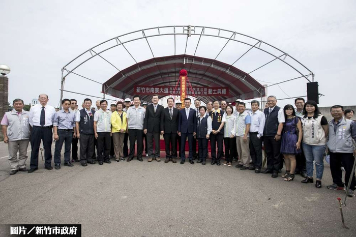 新竹南寮大道動工　交通不再動彈不得