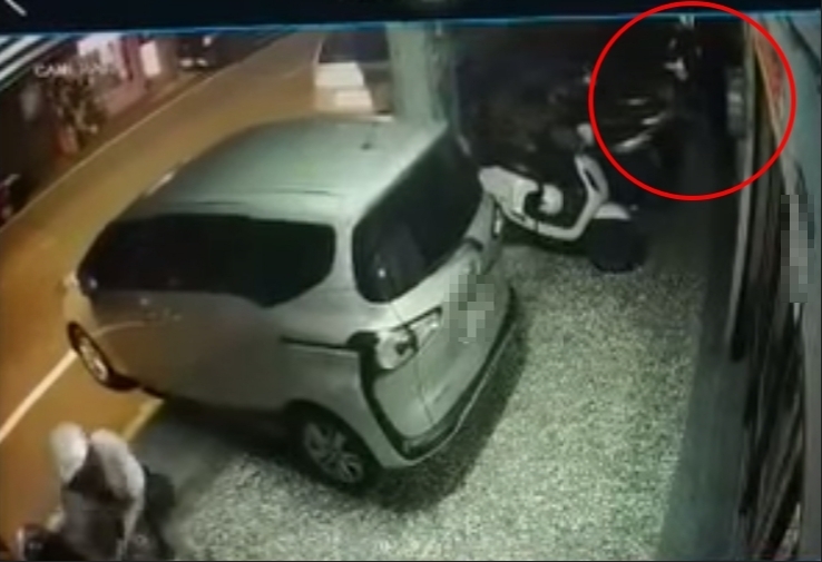 要賣房嗎？仲介撞門、窺探「盧開門」 店長笑：開發客戶的手段