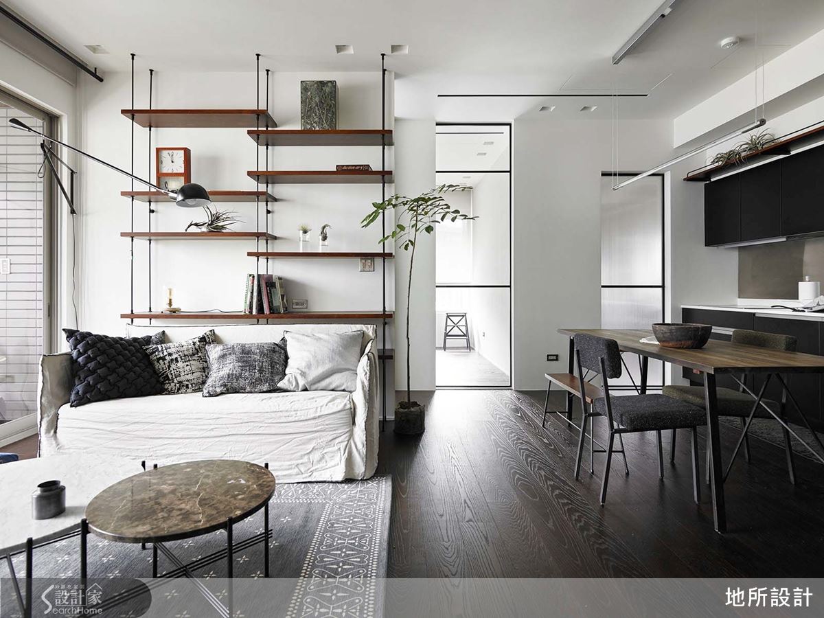 黑白灰階材質層次堆疊，專屬單身男子的自在居家