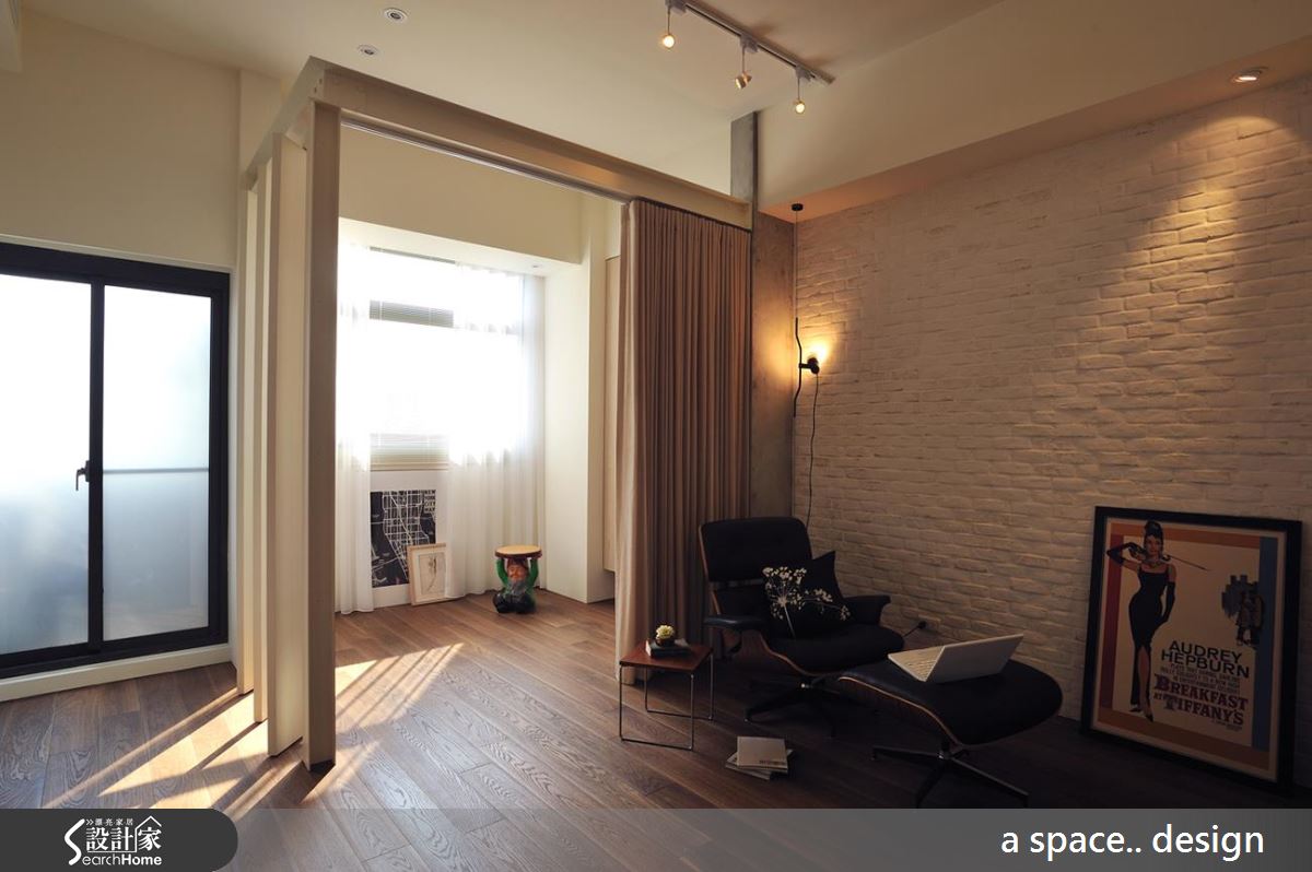 上城紐約客的時尚直播 喚醒純白 Loft 本質