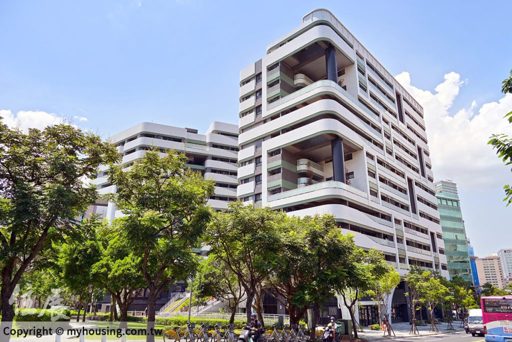 行政院才說將盡速研商使用權社宅 內政部:非既定政策 網友看法兩極