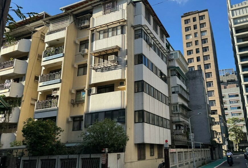 房仲業鳴槍求援！六大鬆綁建言出爐 挽救「價量雙卡」困局 | M傳媒