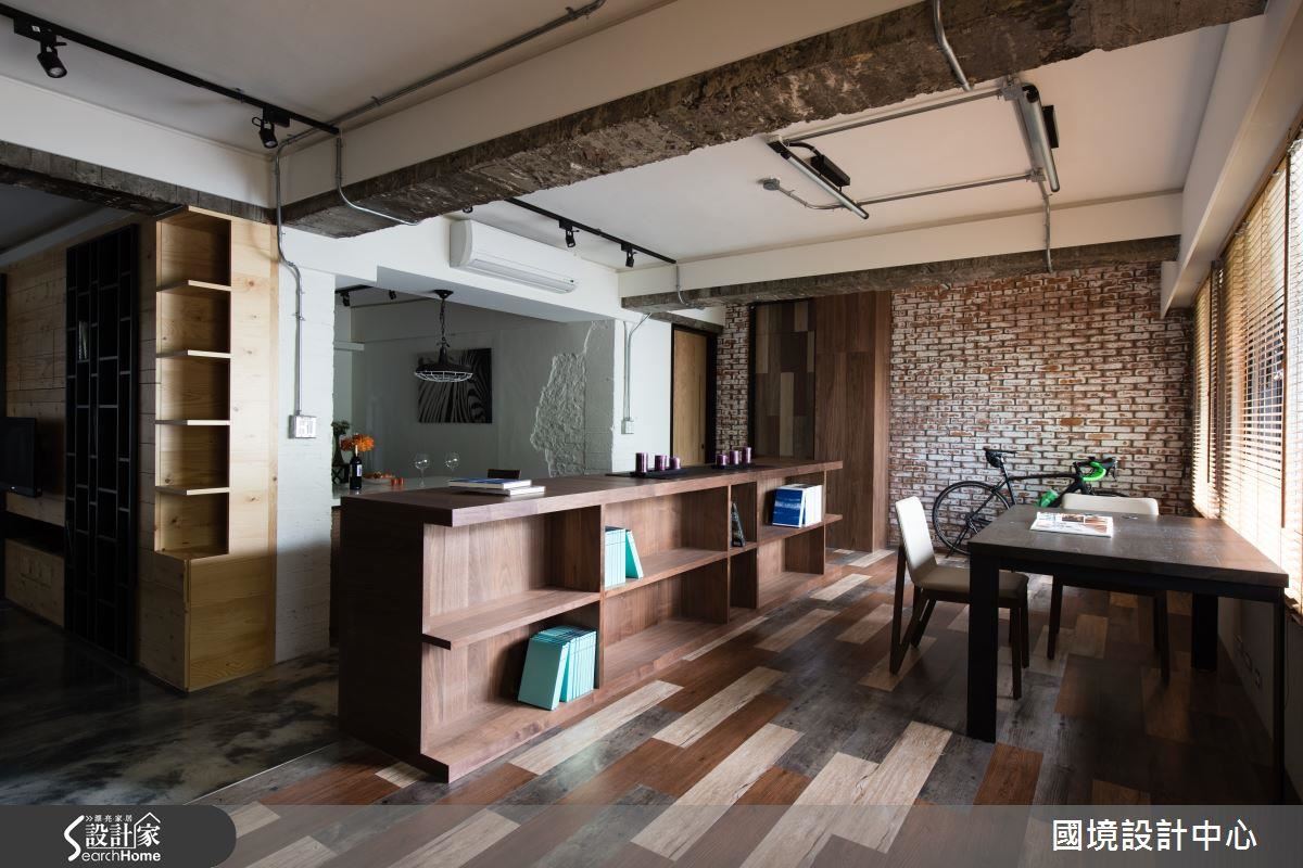 翻開老屋新頁！和你一起閱讀 35 坪粗獷工業風景