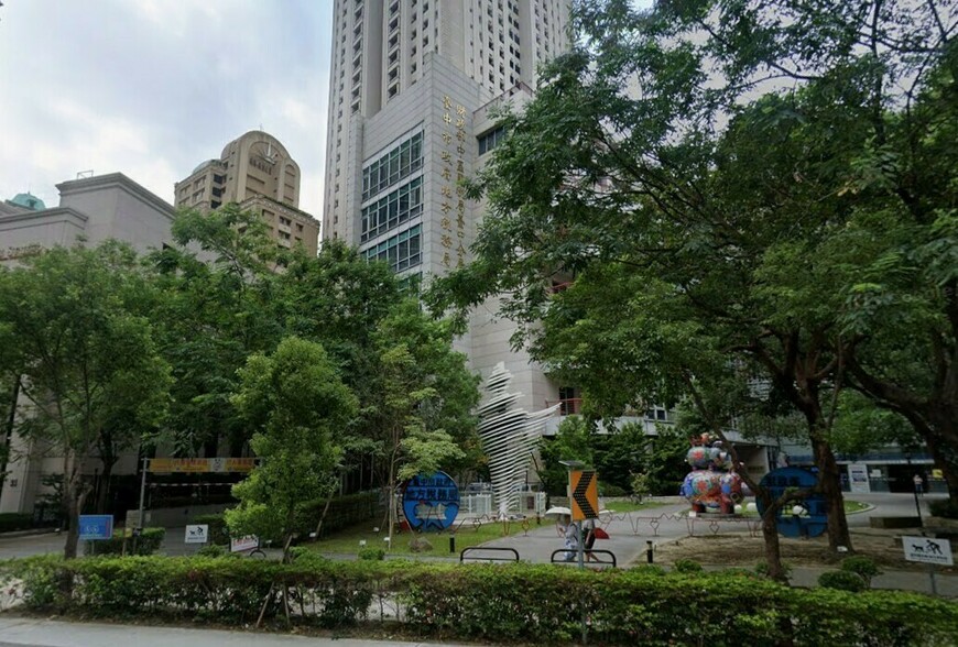 一支手機就能創業？網拍族小心踩稅線　台中稅務局揭「住家賣貨」三大關鍵