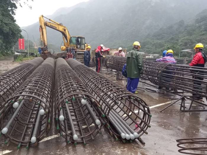 瑞芳搶修工程艱難 盼農曆春節前通車