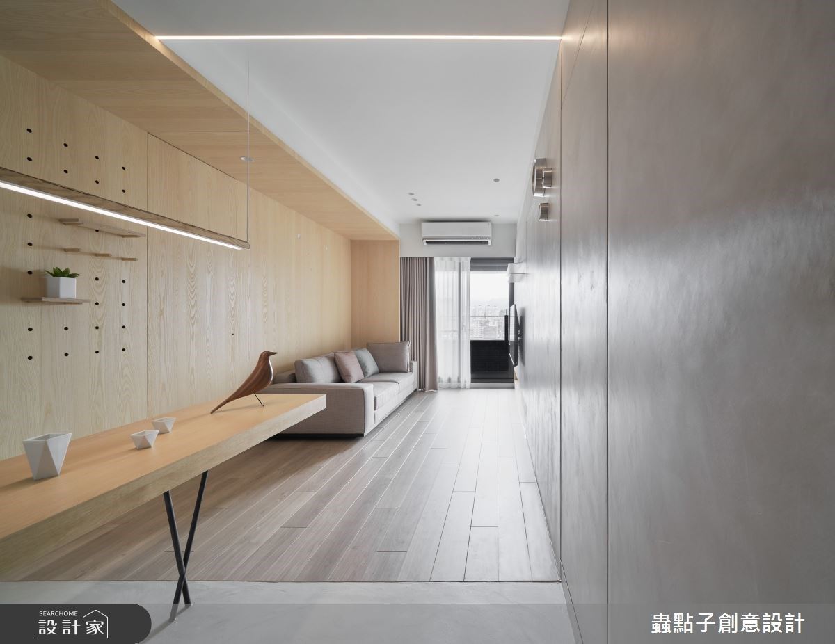 15 坪簡約風小宅入住兩大一小綽綽有餘！臥榻式床鋪、複合式收納把小坪數...