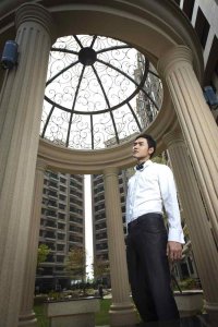 阮經天高市賣房 搶攻敗犬市場