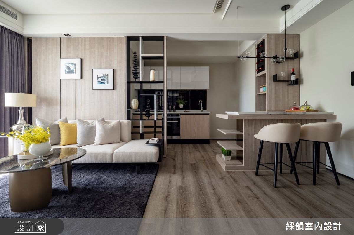 以大面開窗，迎進晴朗日光！在 26 坪舒適現代宅，感受休閒放鬆好生活！