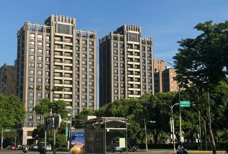 房價回暖還是利多幻象？2026台灣房市...