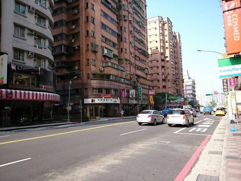 房市趨勢越發熱絡 政府應對政策備而不用