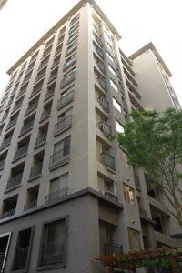 經濟未好轉 錢往房市去