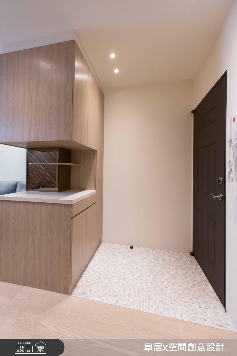 老屋、結構柱問題不必惱！用北歐風描繪室內新氣象