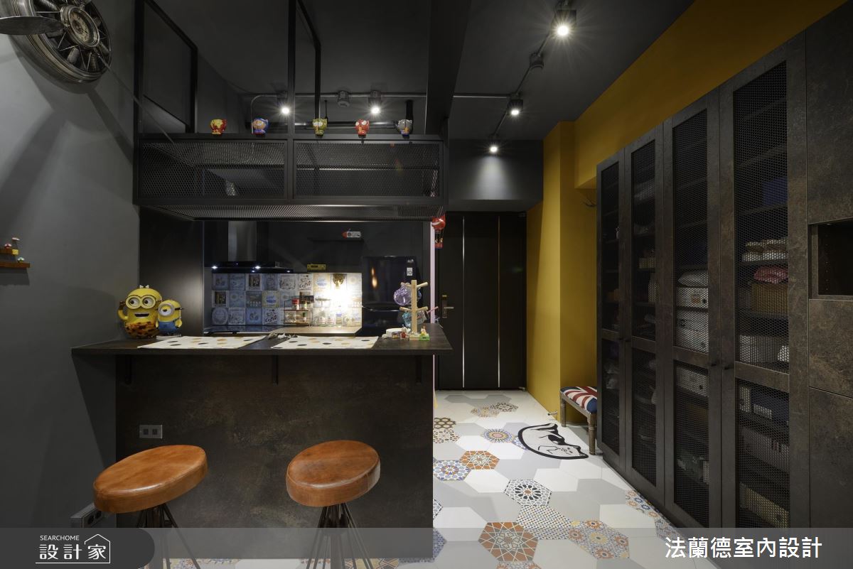 Loft風大玩材質遊戲！30 坪老屋夠潮夠有味