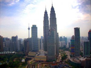 台灣三折價　大馬當房東賺增值 政府猛作多　房市大暴衝