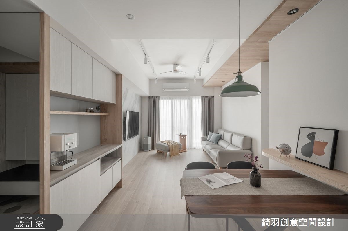 預售屋客變三口親子宅！以現代簡約風，創造木白色調的無壓風格