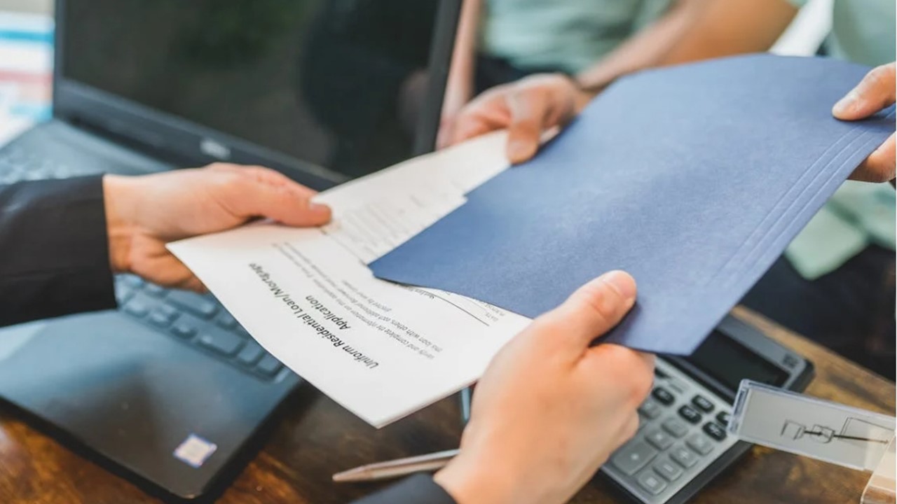 鄰居便宜賣房！他怨拖累行情「要求加價」 網吐槽：把買家當盤子