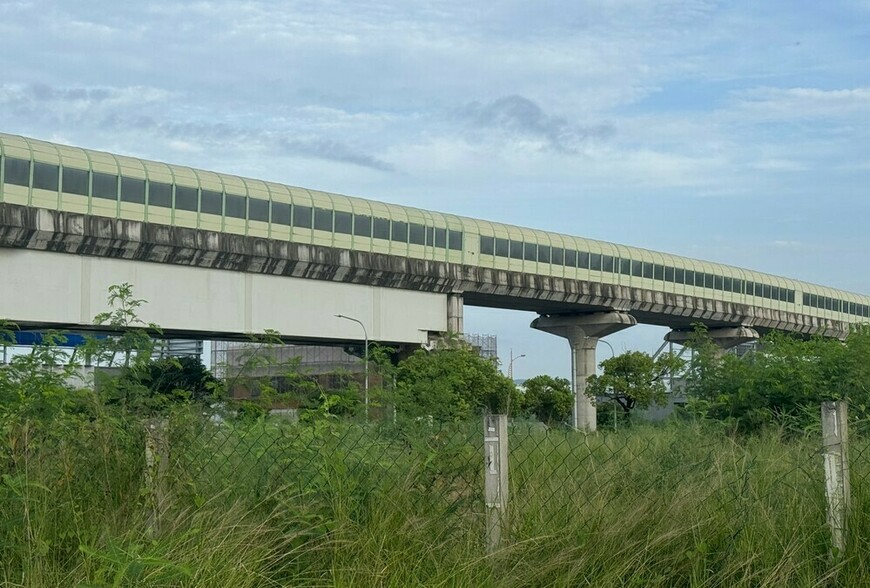 桃園捷運綠線邁入新里程碑 首列車高架段動態測試啟動