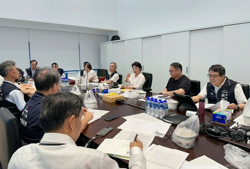 【面對關稅衝擊，台中出招！】盧秀燕率隊緊急應變，全方位力挺出口產業突圍