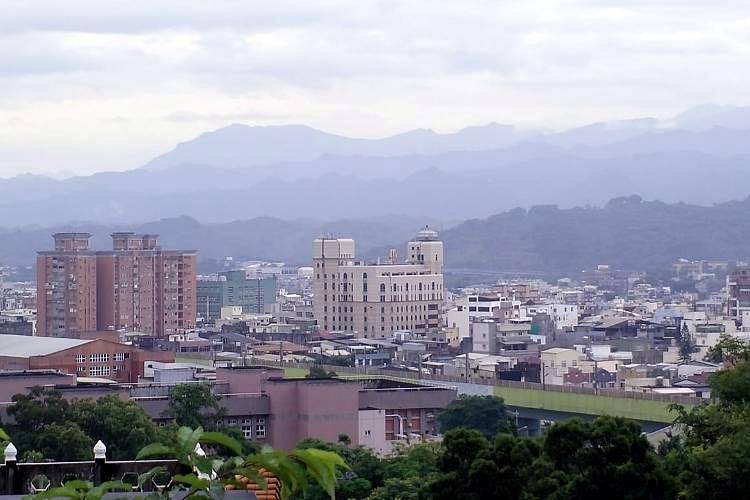 袍澤市地重劃區拉抬南苗房市