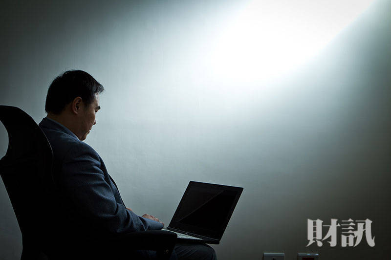 礦場直擊》從新北小豪宅到宜蘭農田、魚塭旁...無處不挖