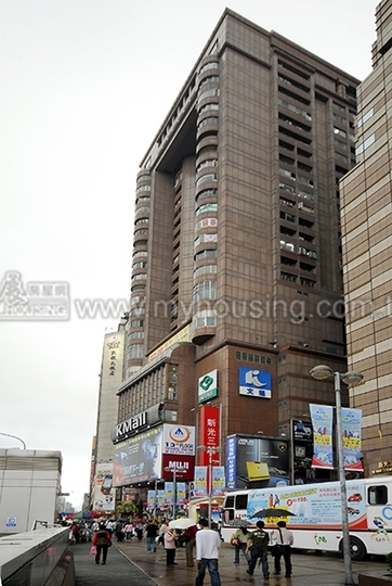 中信壽出手　標下亞洲廣場2樓