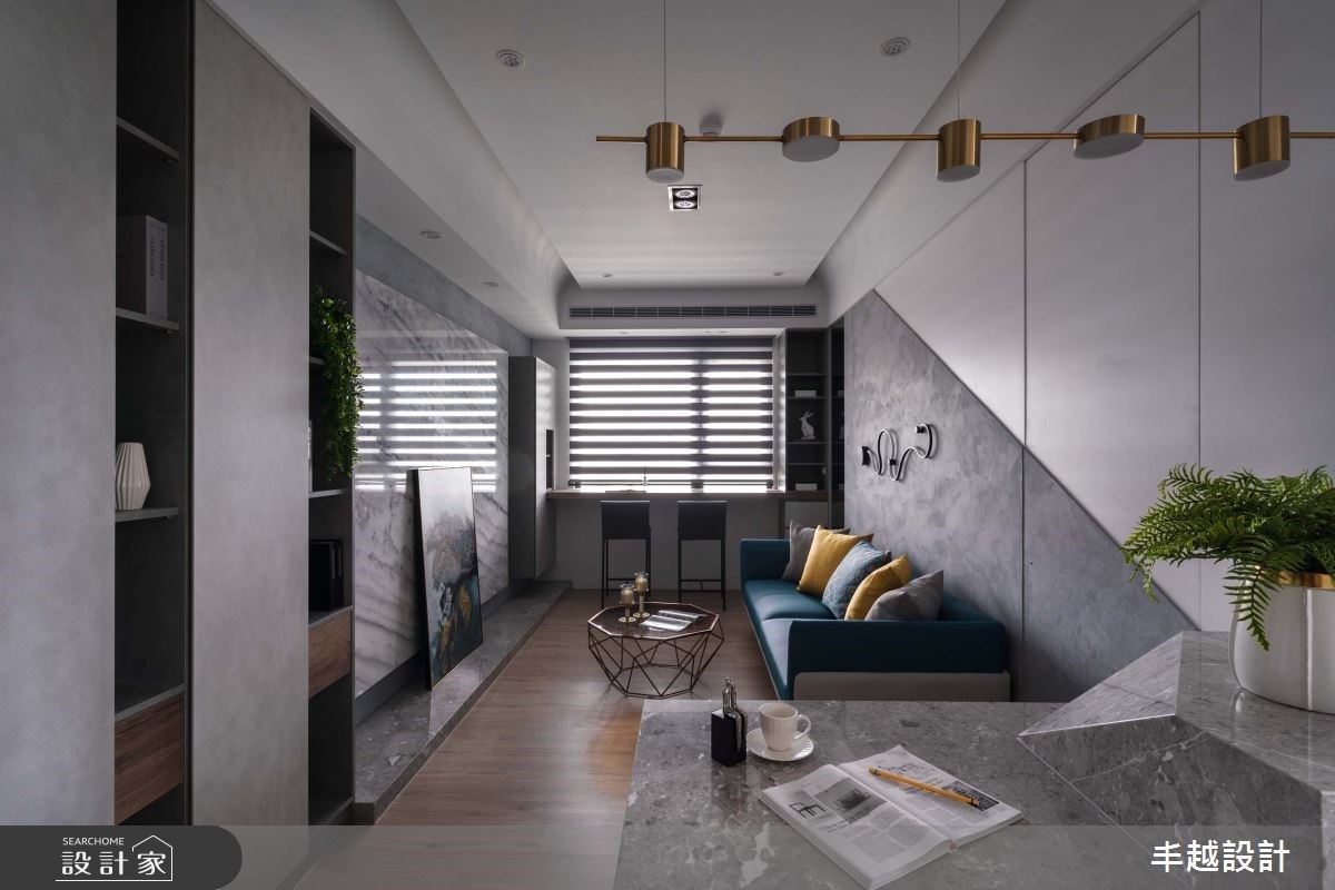 12 坪現代小豪宅，利用隱藏門、玻璃隔間放大空間感！