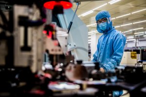 一間公司對抗一個國家