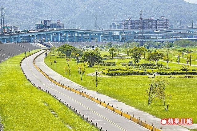 板橋浮洲人工濕地 10年大樓每坪35萬起