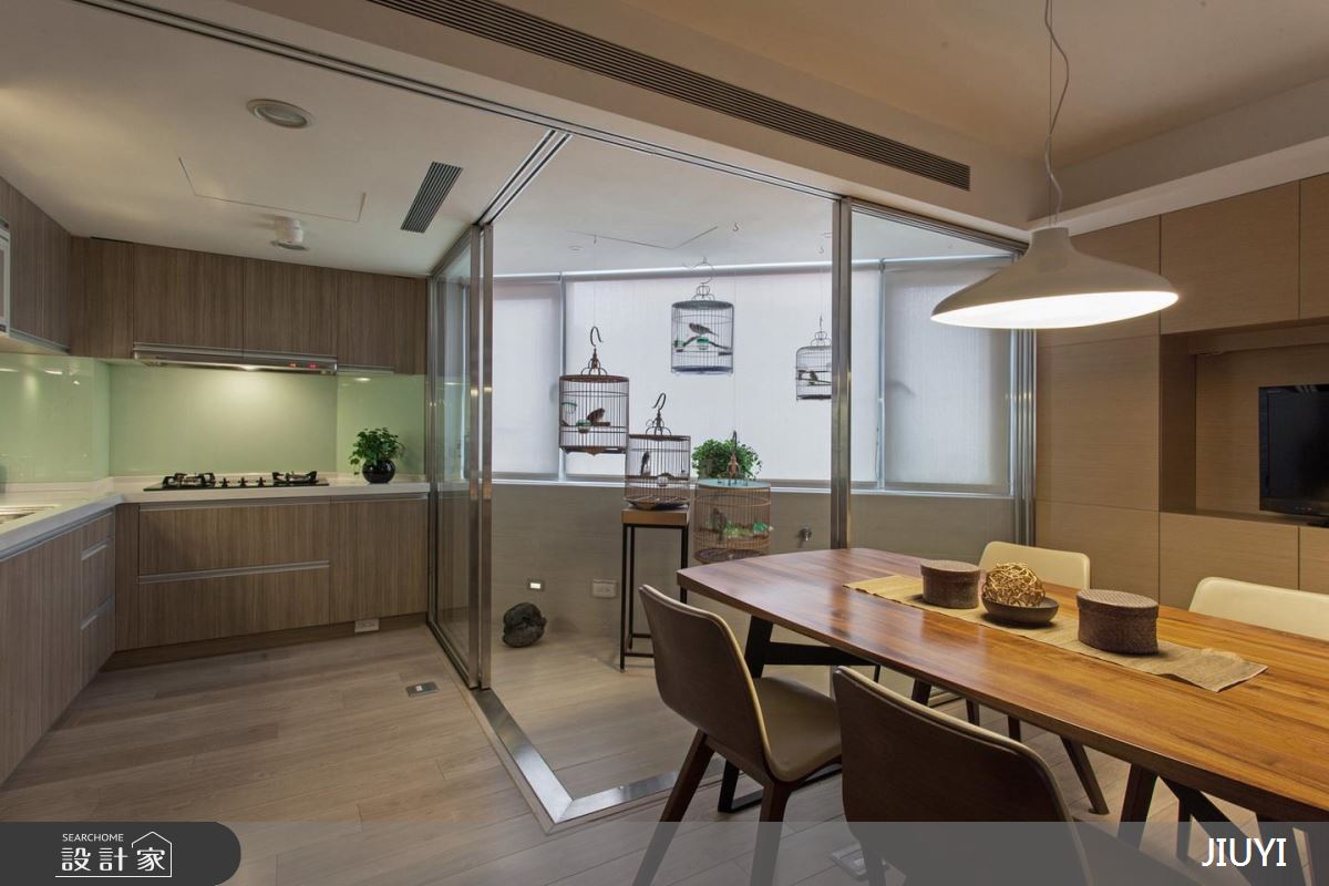 畸零地變身好採光陽台！樓中樓大宅裡的美好小溫馨