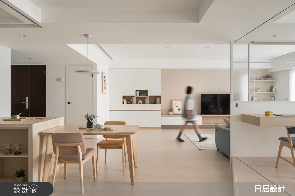 2+1房讓空間放大一倍！活動隔間與自然造景，創造一家三口最療癒的生活日常