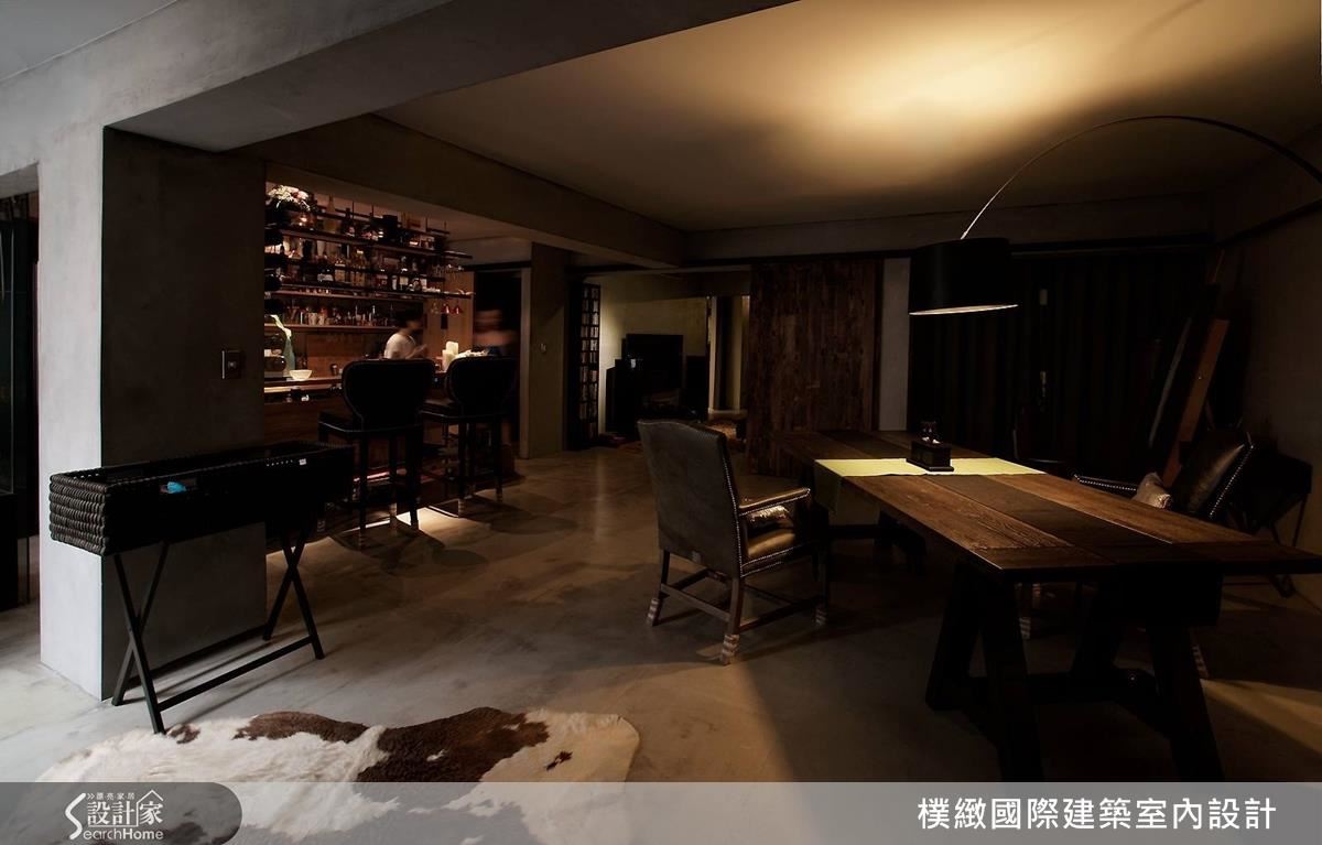 老公寓的舊襯托當代藝術的美