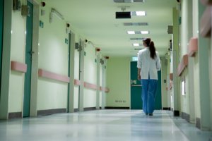 健保20年，醫療人員為何哀鴻遍野？