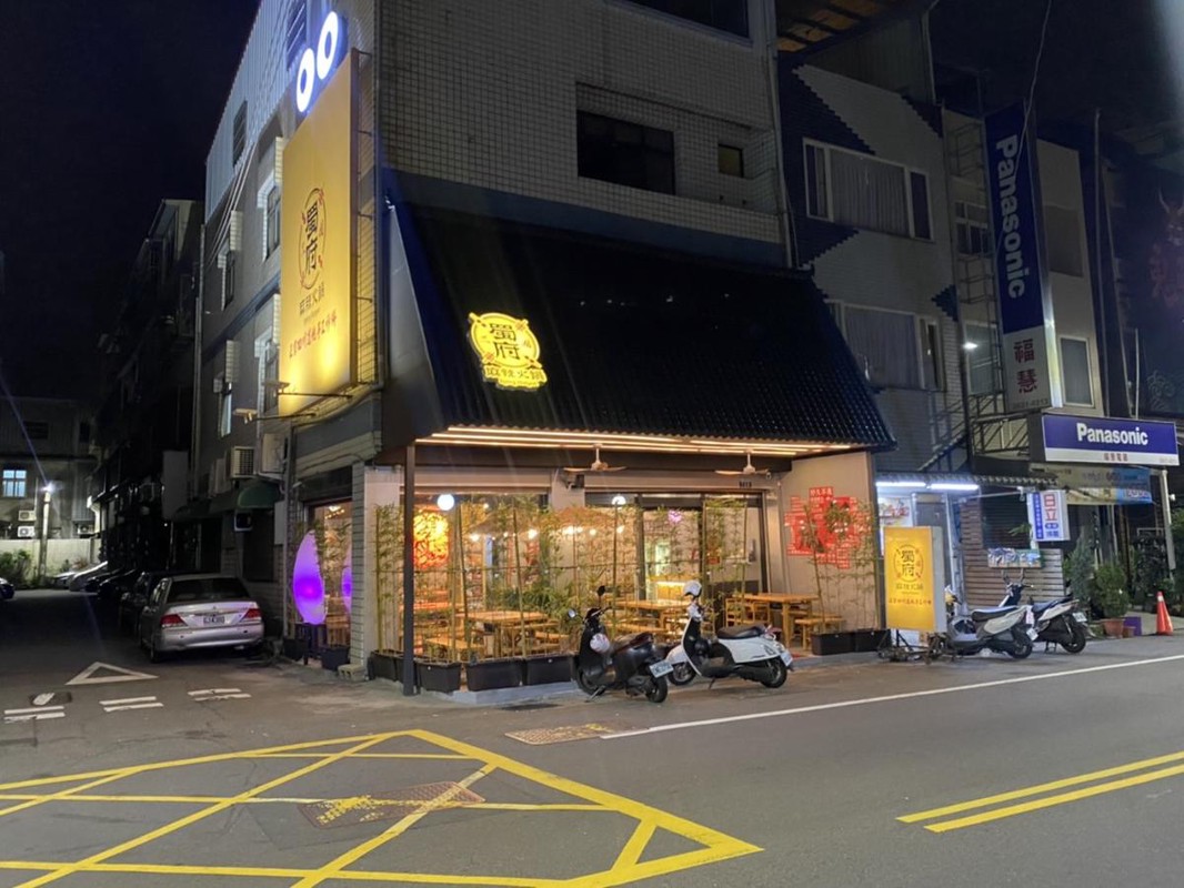 台中龍井人氣火鍋！東海商圈正宗四川串串 平價不限時聚餐推薦