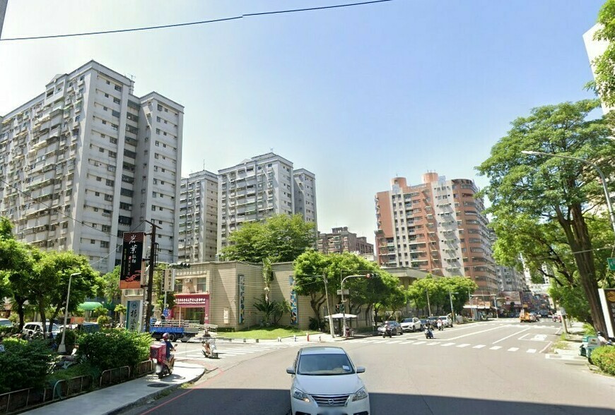 高雄「7折買蛋黃區」神話成真？地上權住宅暴紅背後風險與優勢