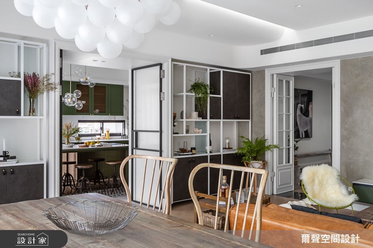 迷人的英倫紳士品味！玄關長廊、藏酒櫃與更衣室形塑新古典細緻生活