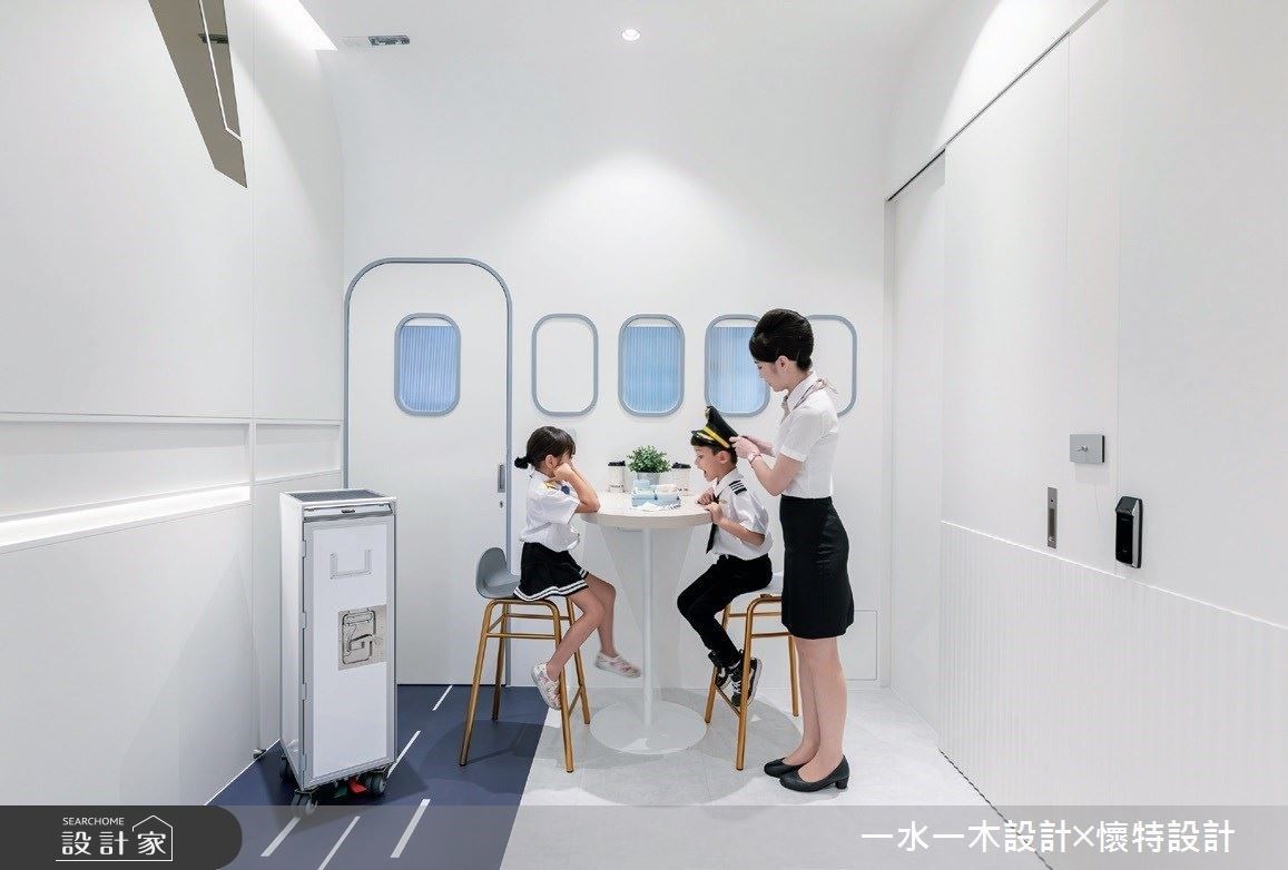 好想坐飛機怎麼辦？來機師開的店，在空中機艙喝咖啡！