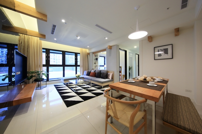 簡約黑白遇上木質元素 現代清新宅