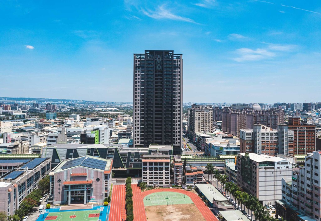 緊鄰7期豪宅區 5字頭入手捷運共構宅 中市府進帳2.4億