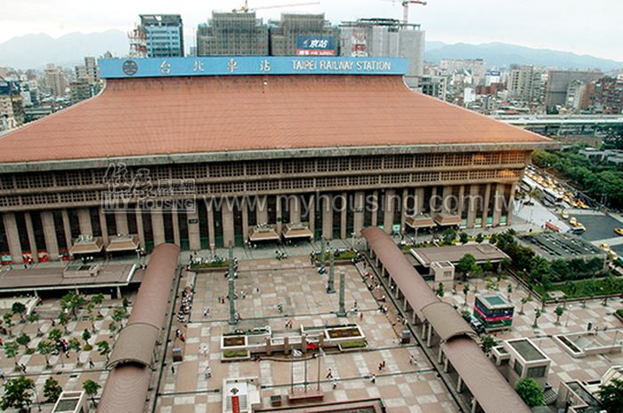 回不去了　「台北車站」四字不掛回