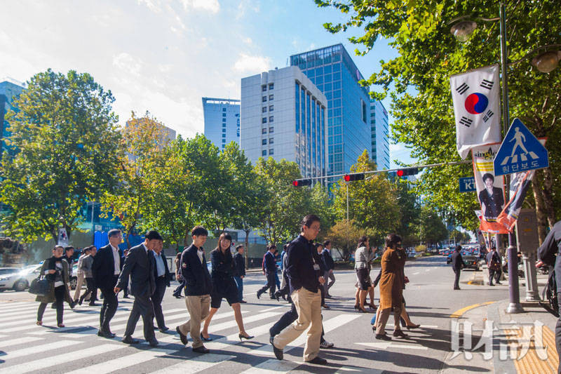 拒領22K年輕人　把世界當舞台